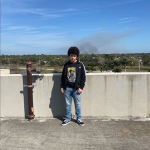 Meet your Posher, Santiago